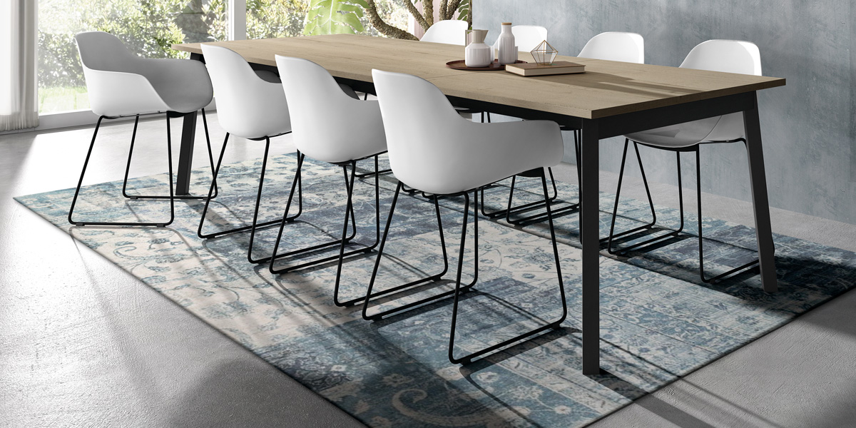 Ensemble tafel Victoria en stoelen Zora